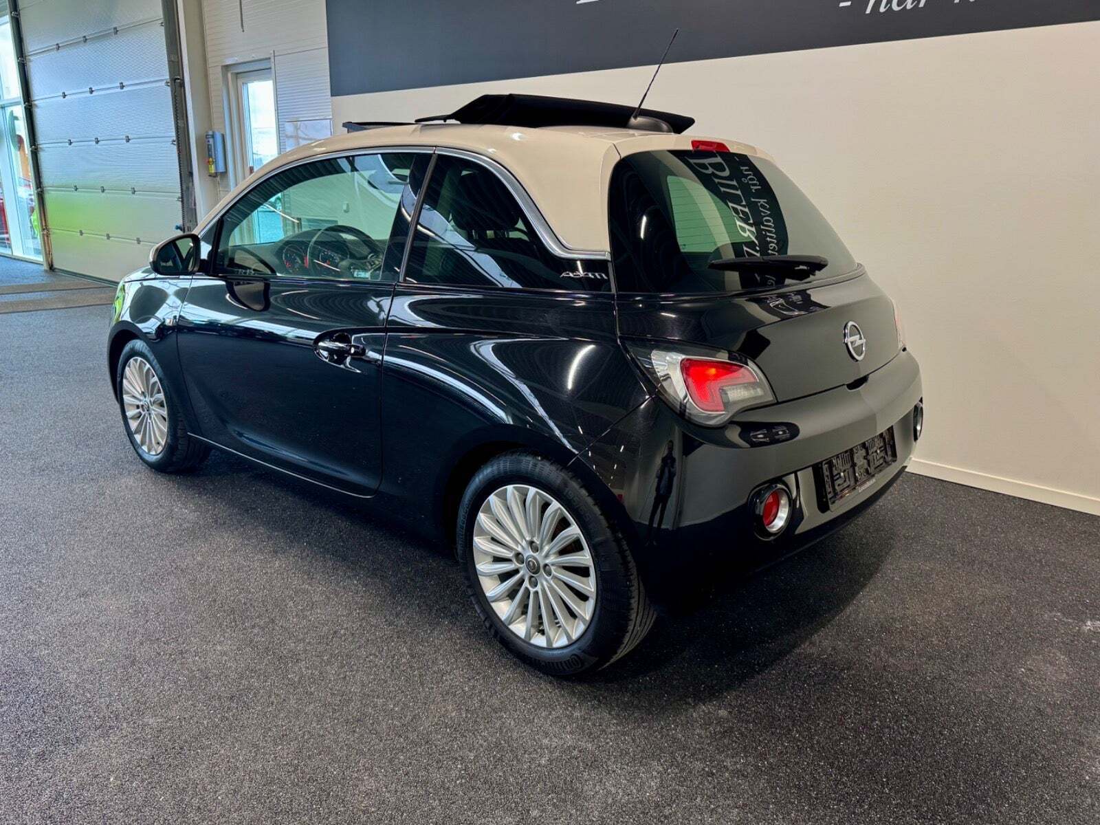 Opel Adam
