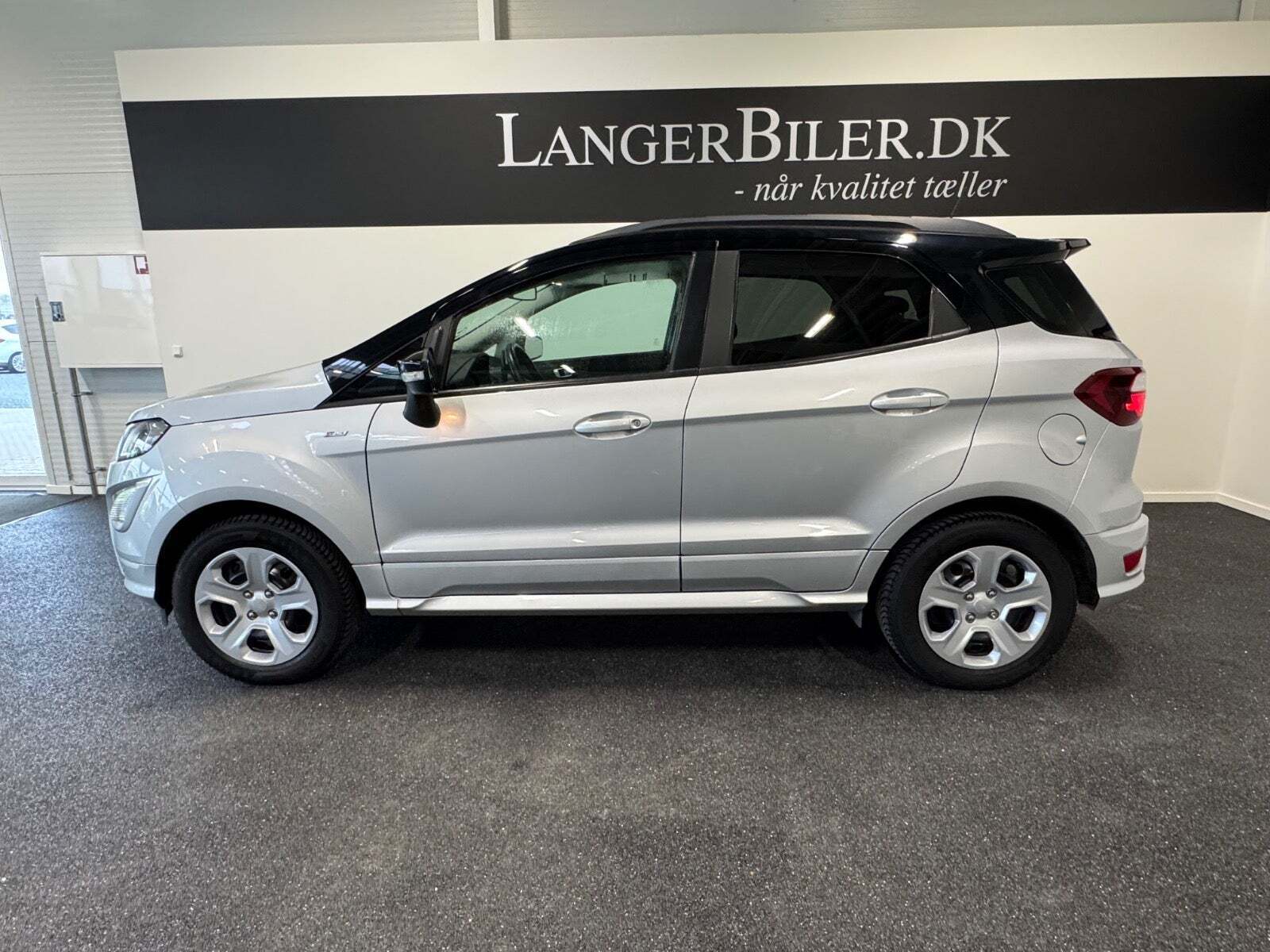 Sølv Ford EcoSport fra 2018