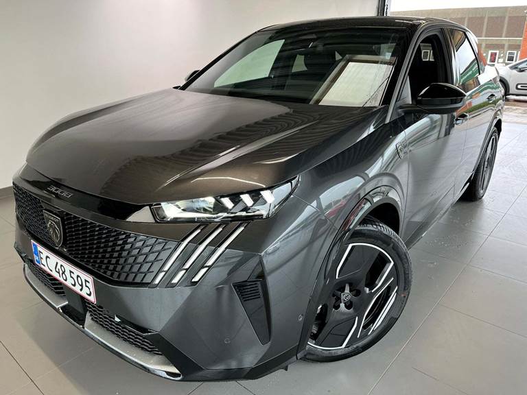 Peugeot e-3008