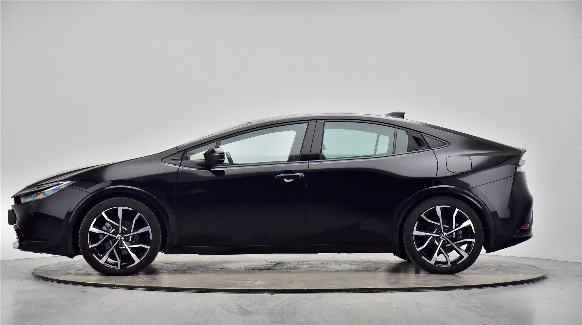 Toyota Prius Plug-in 2,0 Plugin-hybrid Elegant Panorama 223HK 5d Aut.