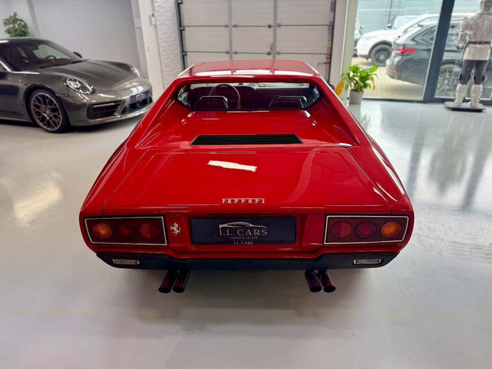 Rød Ferrari 308 fra 1975