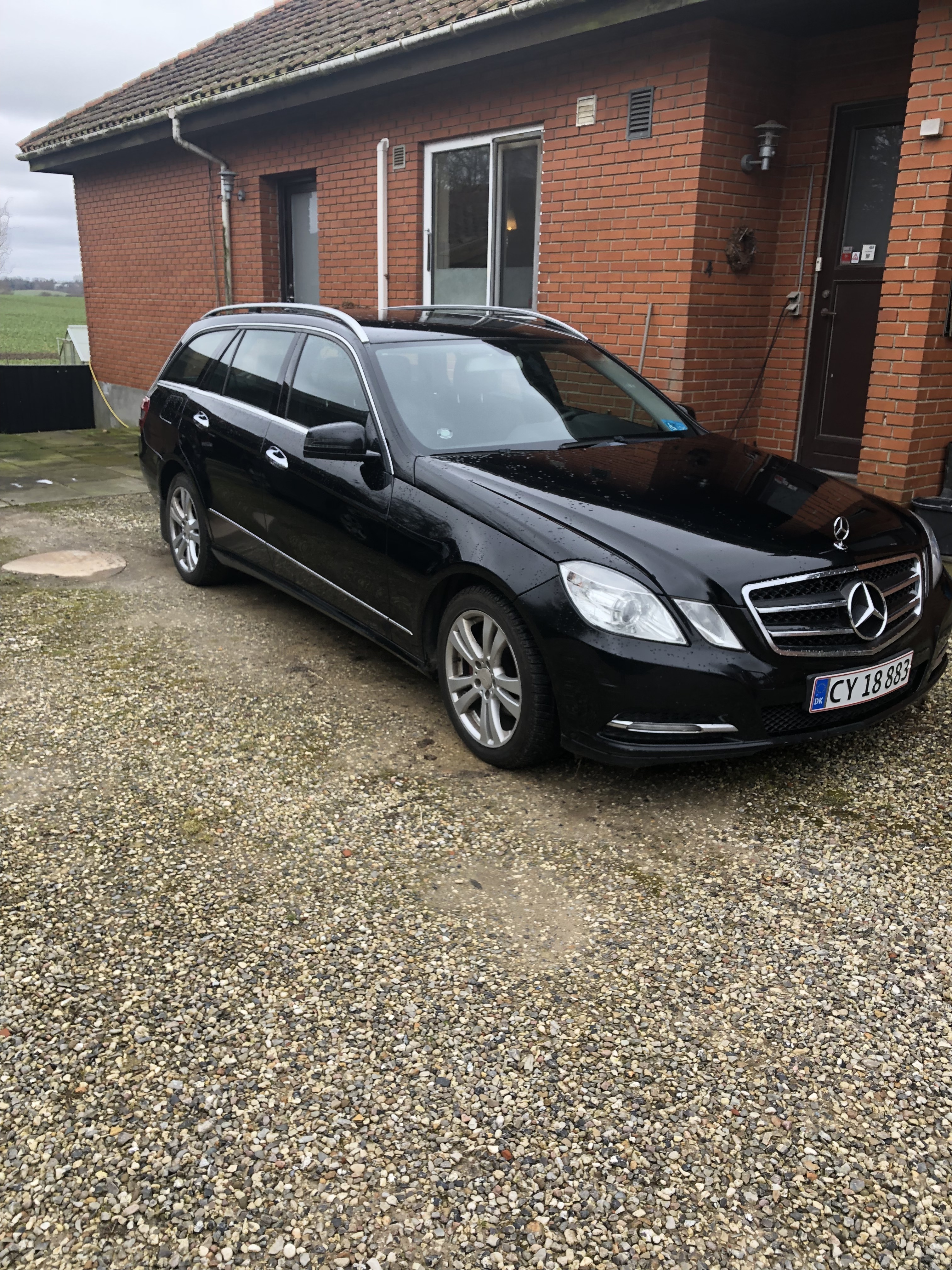 Mercedes E-Klasse 2,1 200 CDI BlueEFFICIENCY T 7G-TRONIC PLUS