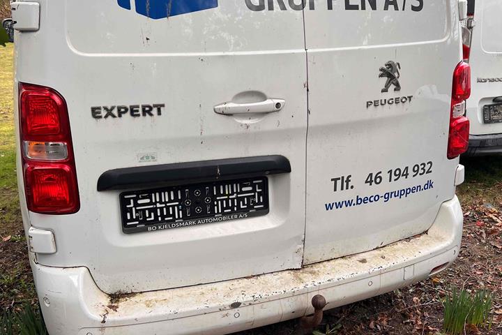 Hvid Peugeot Expert fra 2018