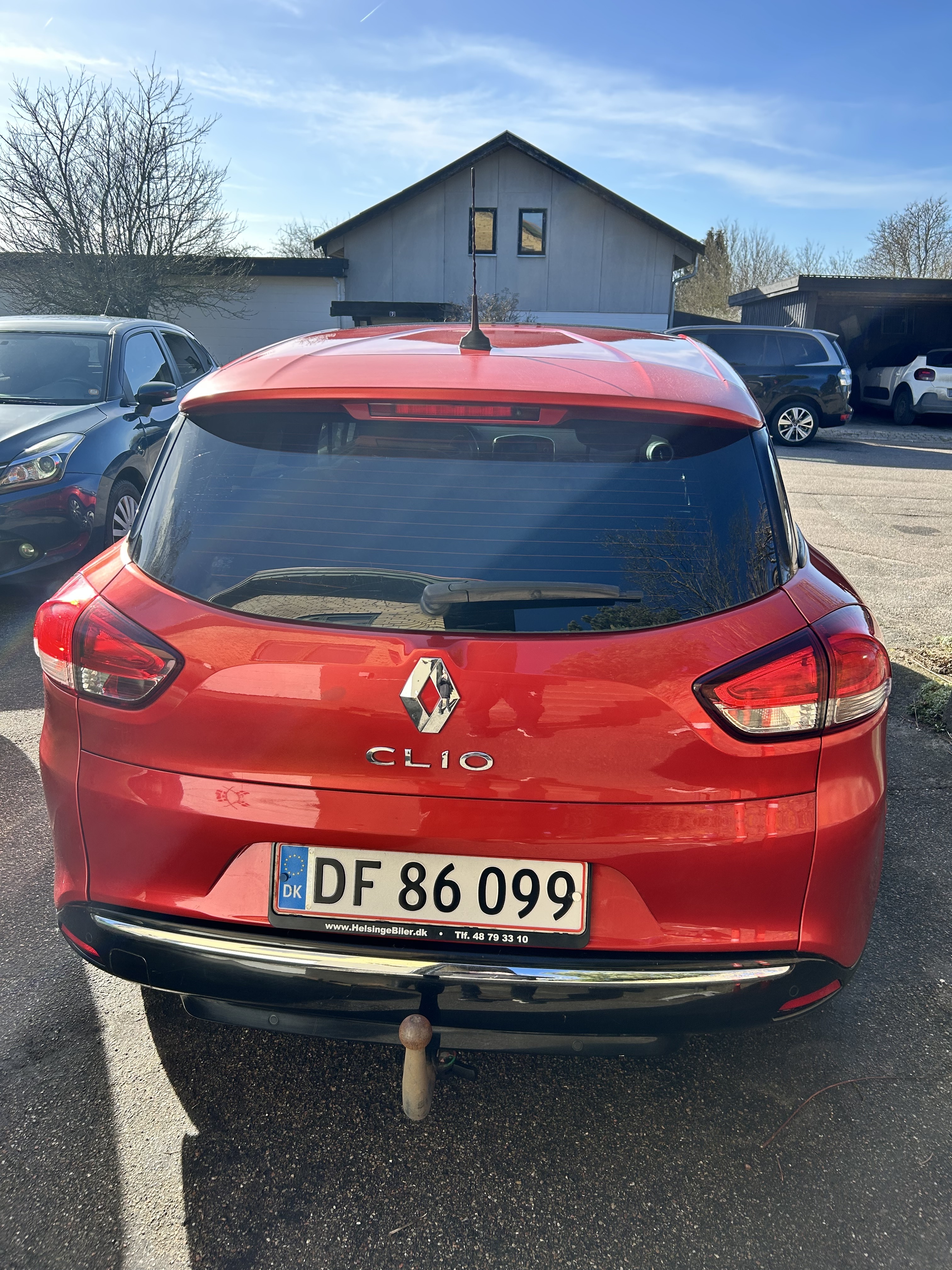Rød Renault Ny Clio fra 2013