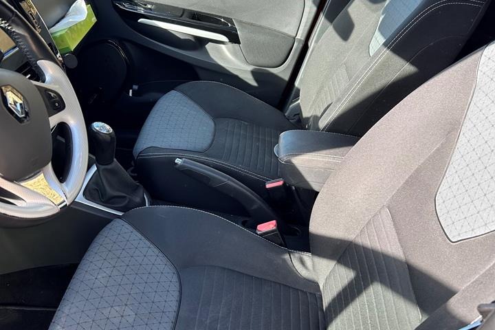 Rød Renault Ny Clio fra 2013