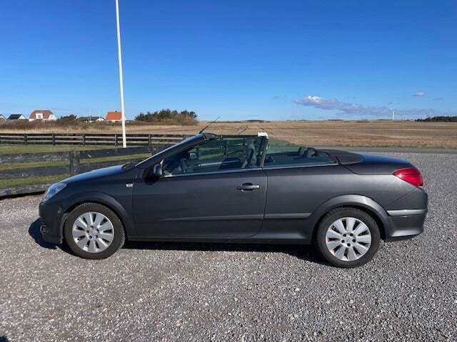 Opel Astra 2,0 Cosmo TwinTop