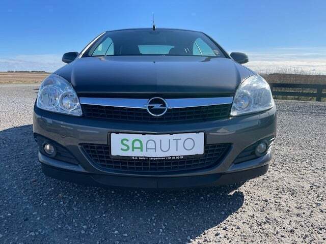 undefined Opel Astra fra 2010