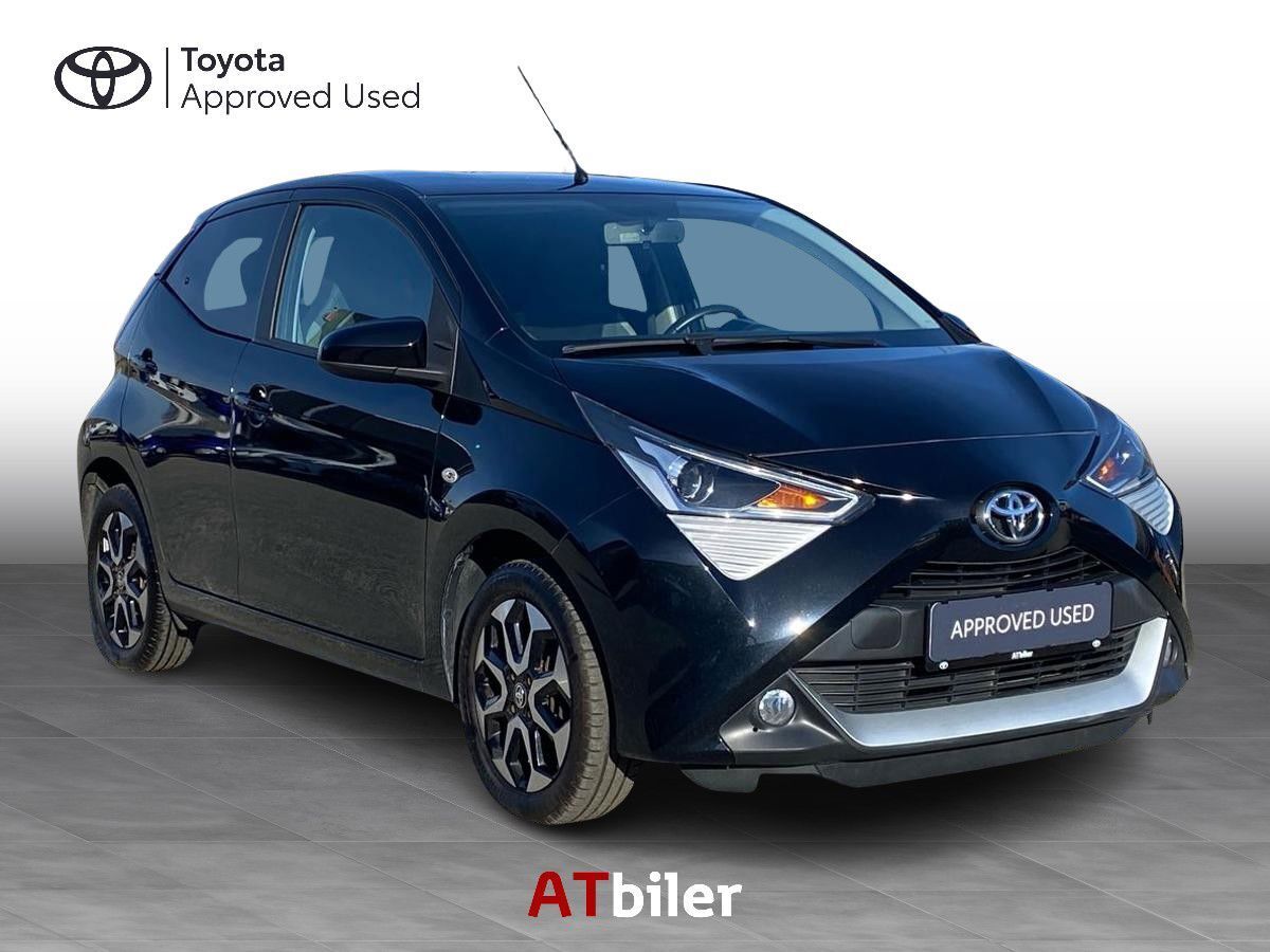 Sort Toyota Aygo fra 2021