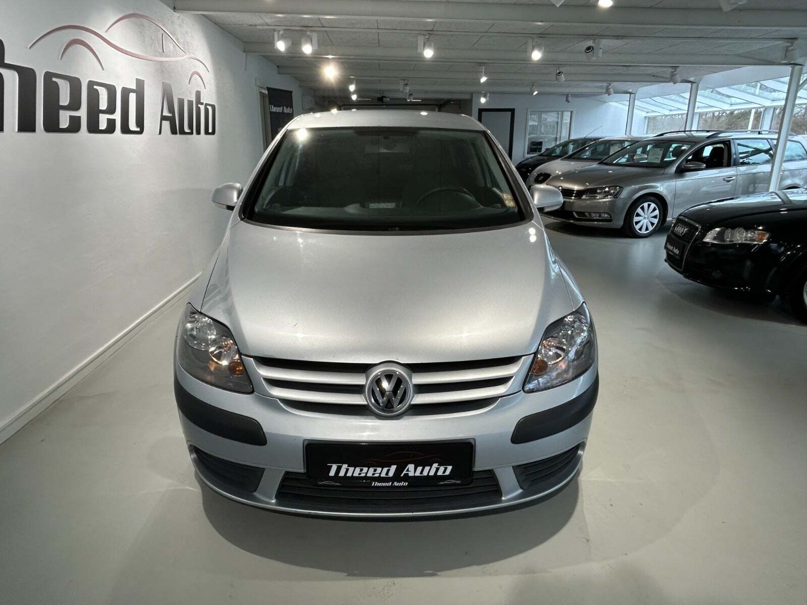 Sølv VW Golf Plus fra 2006