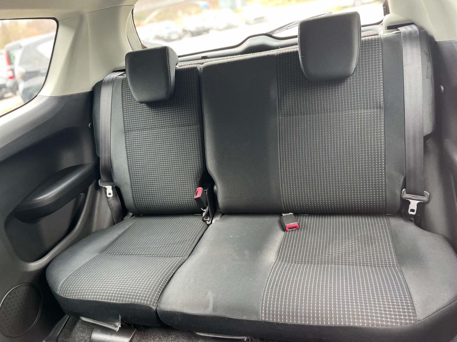 Grå Suzuki Swift fra 2007