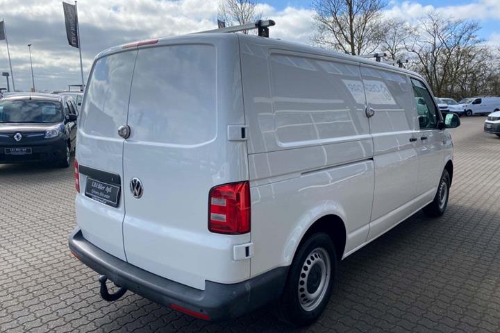Hvid VW Transporter fra 2019