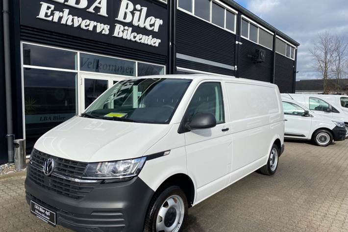 Hvid VW e-Transporter fra 2021