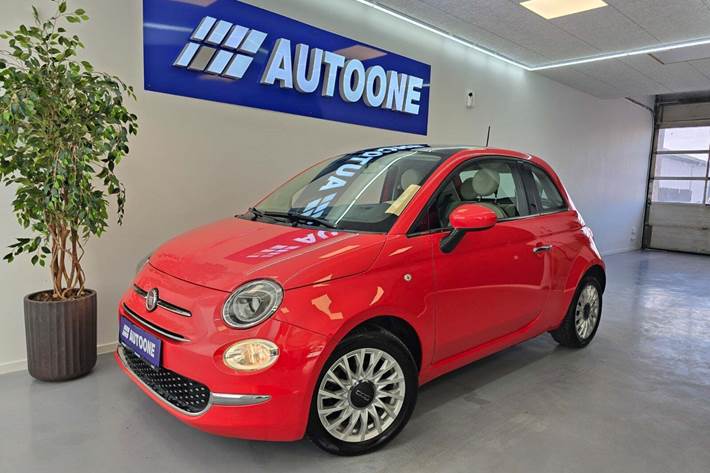 Rød Fiat 500 fra 2015