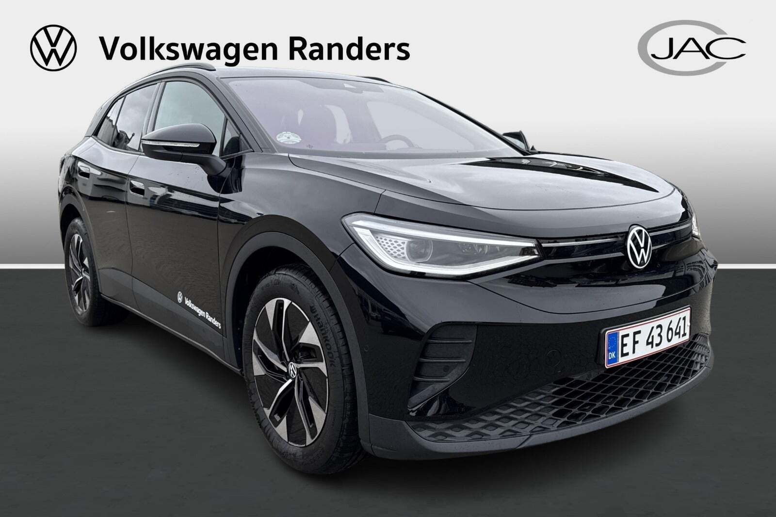 Sort VW ID.4 fra 2025 set udefra