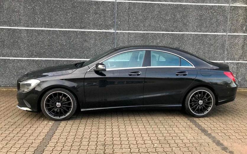 Mercedes CLA200