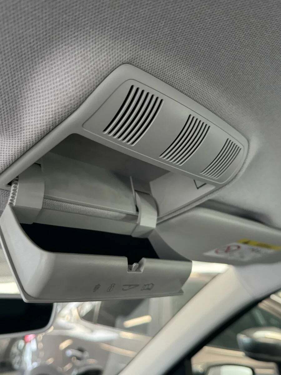 Grå Skoda Fabia fra 2015