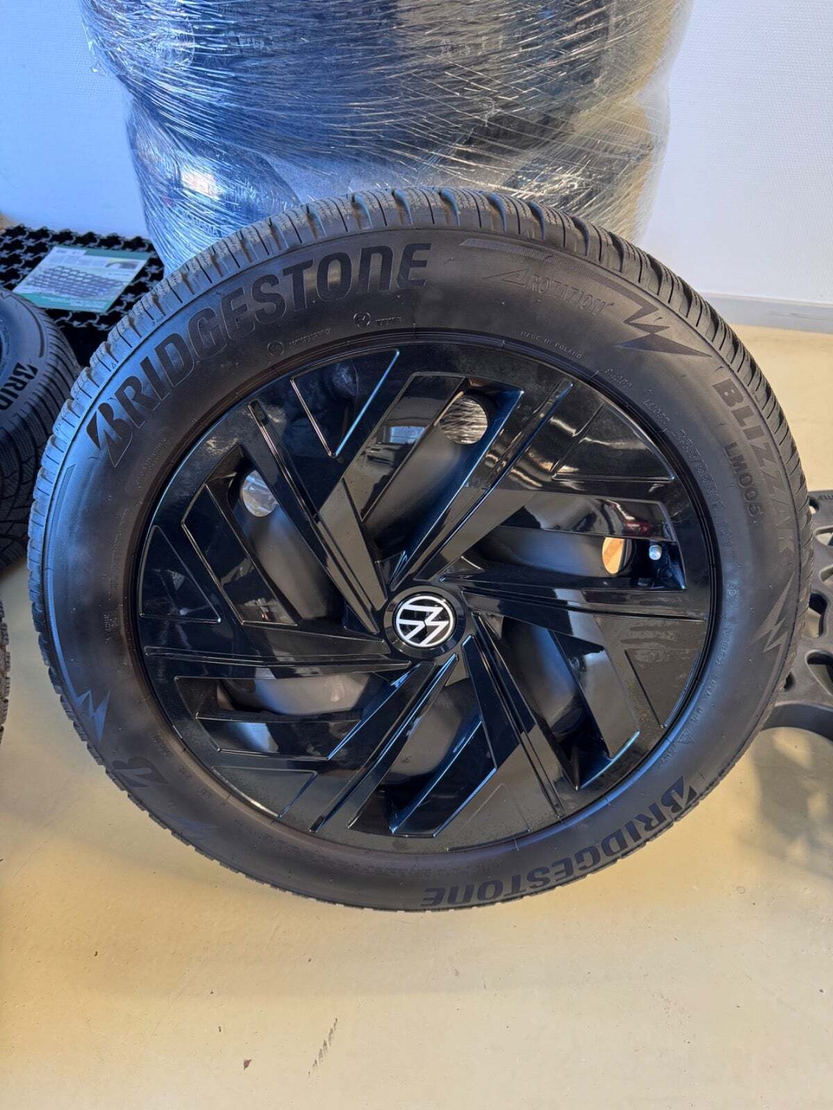 Hvid VW ID.4 fra 2023