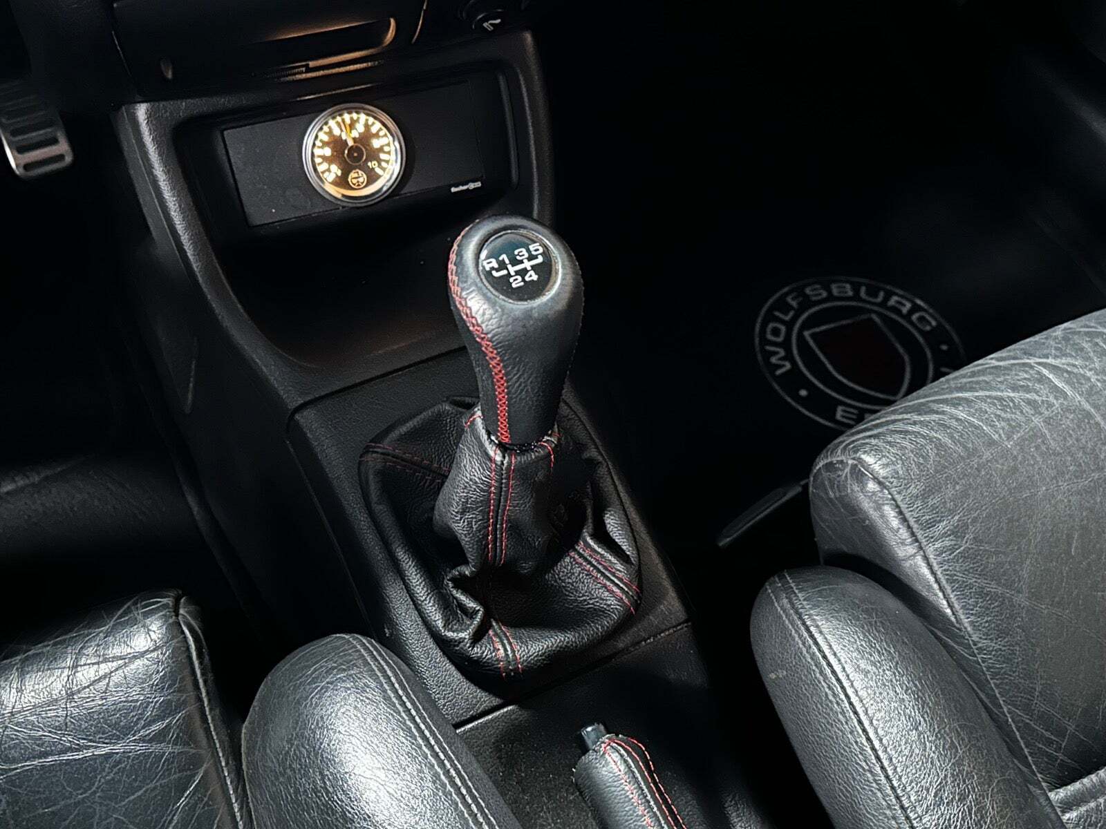 Blå VW Golf III fra 1996