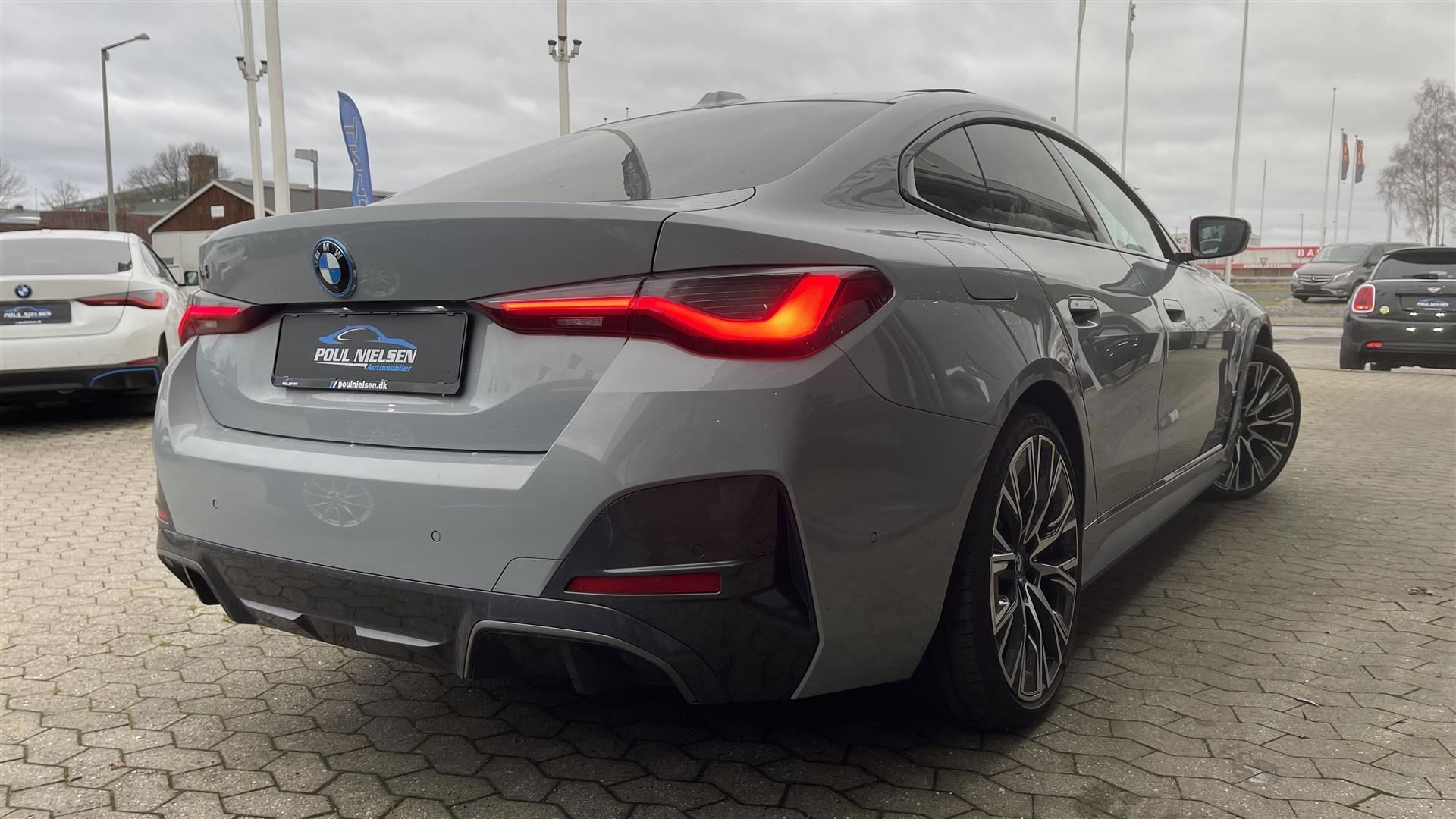 BMW i4