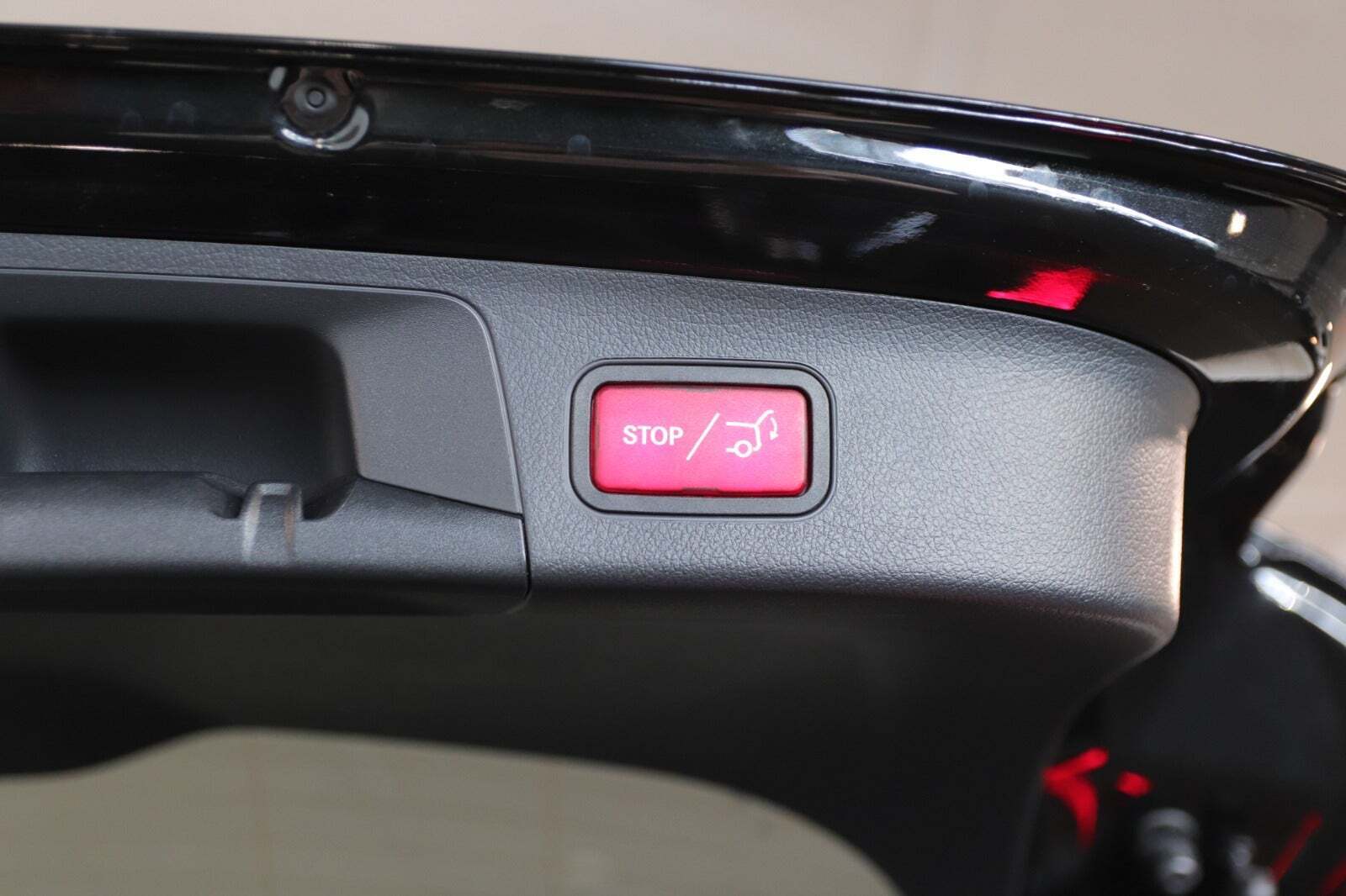 Sort Mercedes EQA250 fra 2023