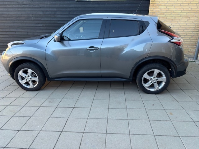 Grå Nissan Juke fra 2019