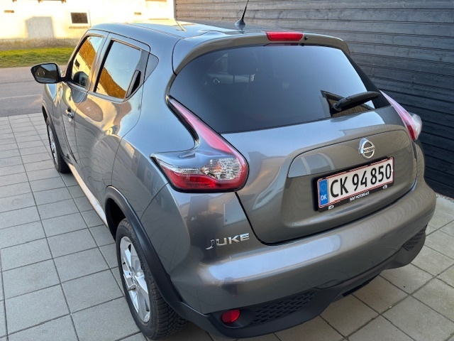 Grå Nissan Juke fra 2019