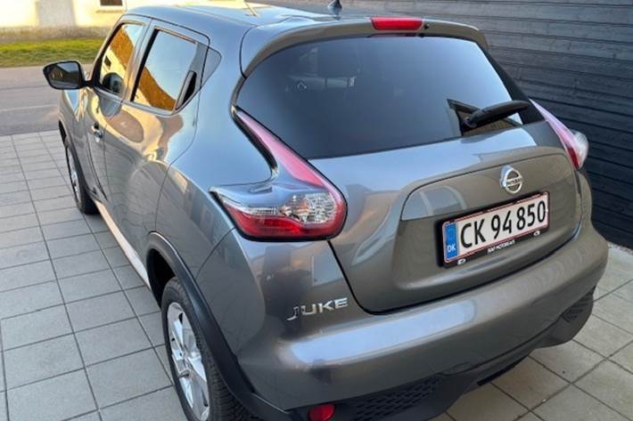 Grå Nissan Juke fra 2019