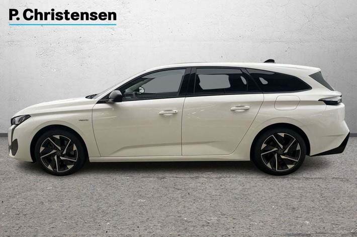 Hvid Peugeot 308 fra 2023