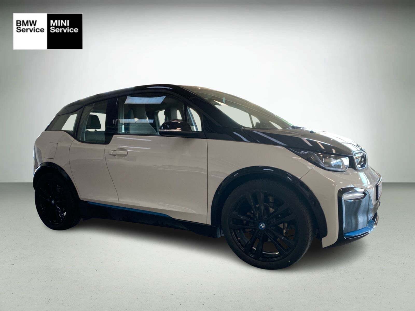 Hvid BMW i3s fra 2020 set udefra