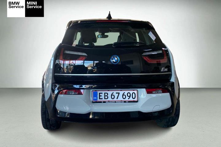 Hvid BMW i3s fra 2020 set udefra