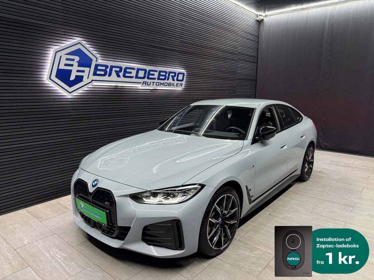 Grå BMW i4 fra 2024