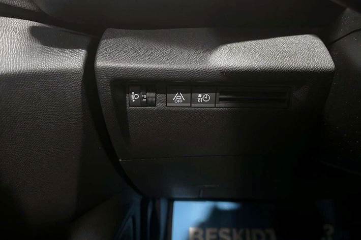 Brun Citroën ë-C4 fra 2022