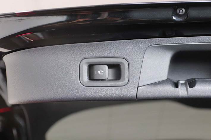 Sort Mercedes EQA250+ fra 2023