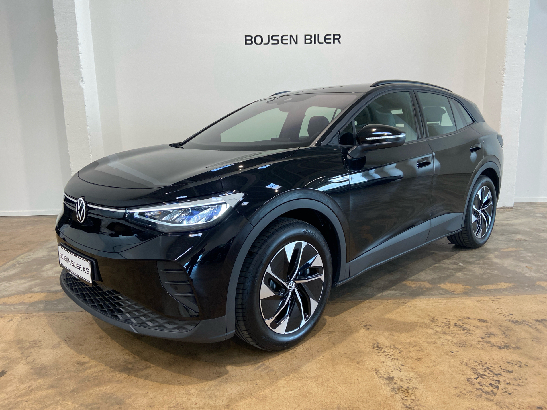 Sort VW ID.4 fra 2025 set udefra