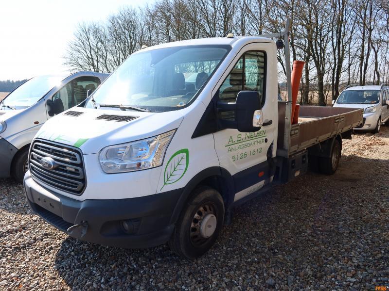 undefined Ford T fra 2017 set udefra