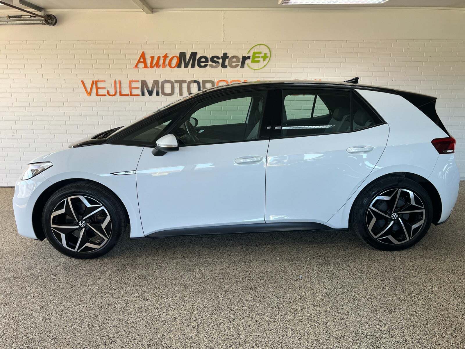 Hvid VW ID.3 fra 2021