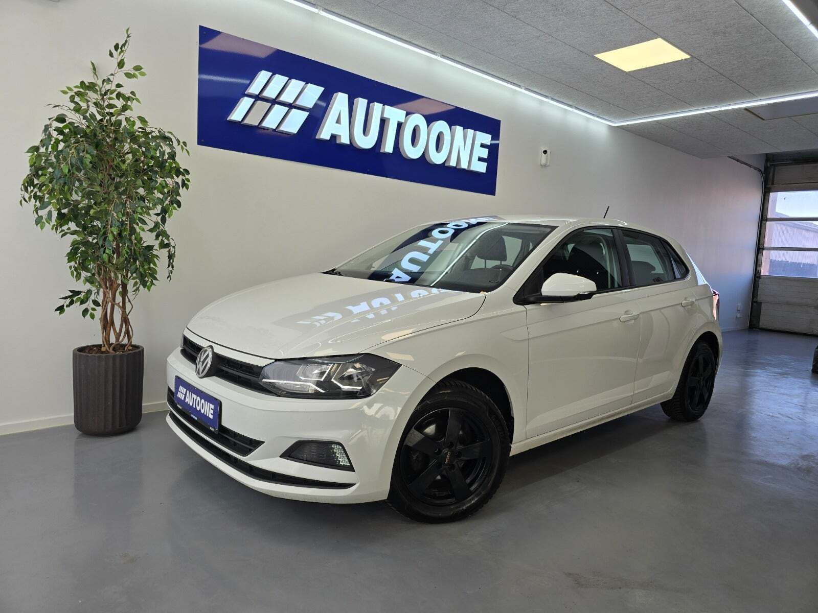 Hvid VW Polo fra 2018