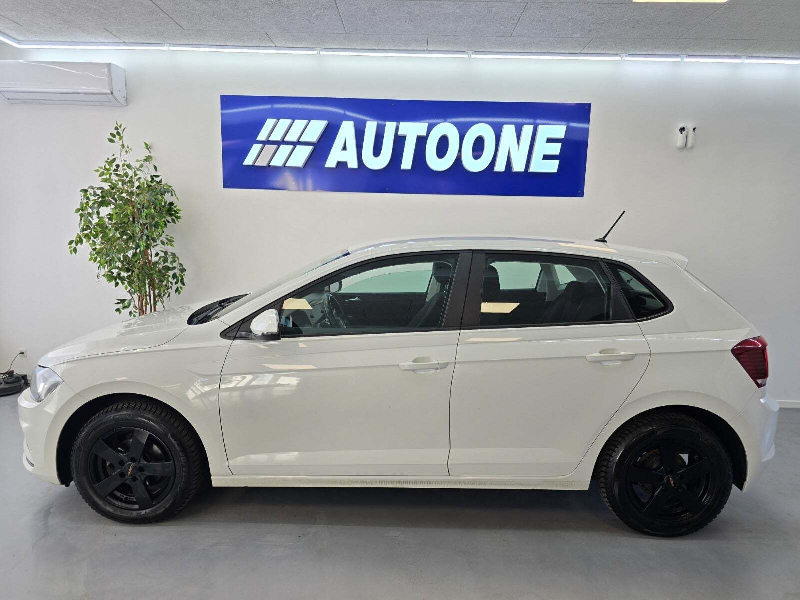 Hvid VW Polo fra 2018