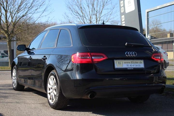 Sort Audi A4 fra 2013