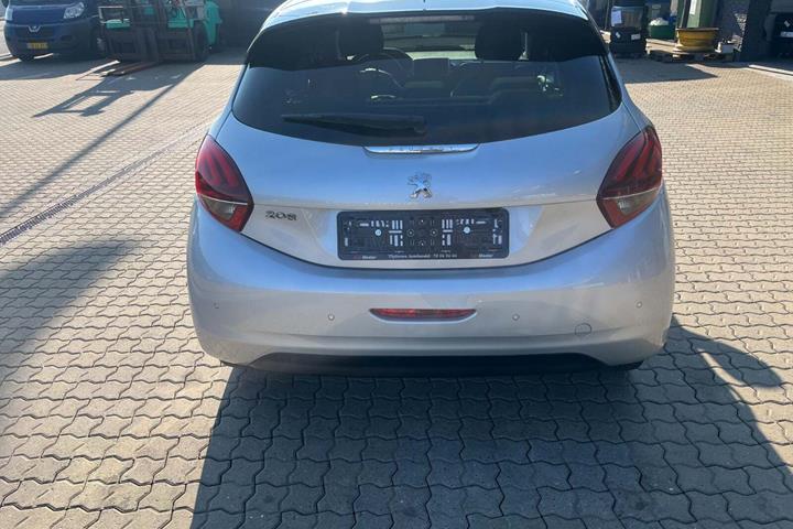 undefined Peugeot 208 fra 2018