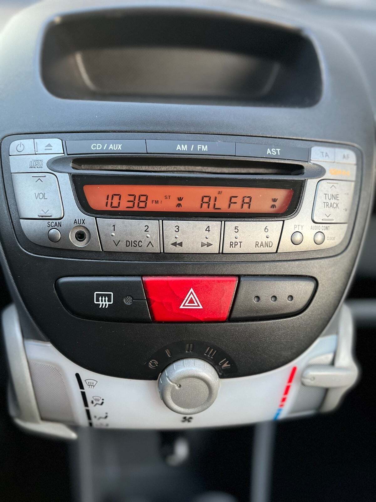 Grå Citroën C1 fra 2008
