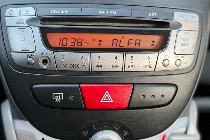 Grå Citroën C1 fra 2008