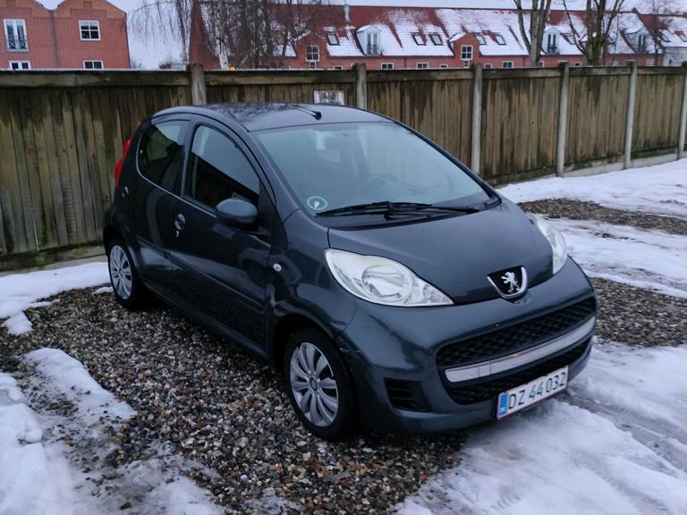 Peugeot 107 1,0 I 5D 68HK