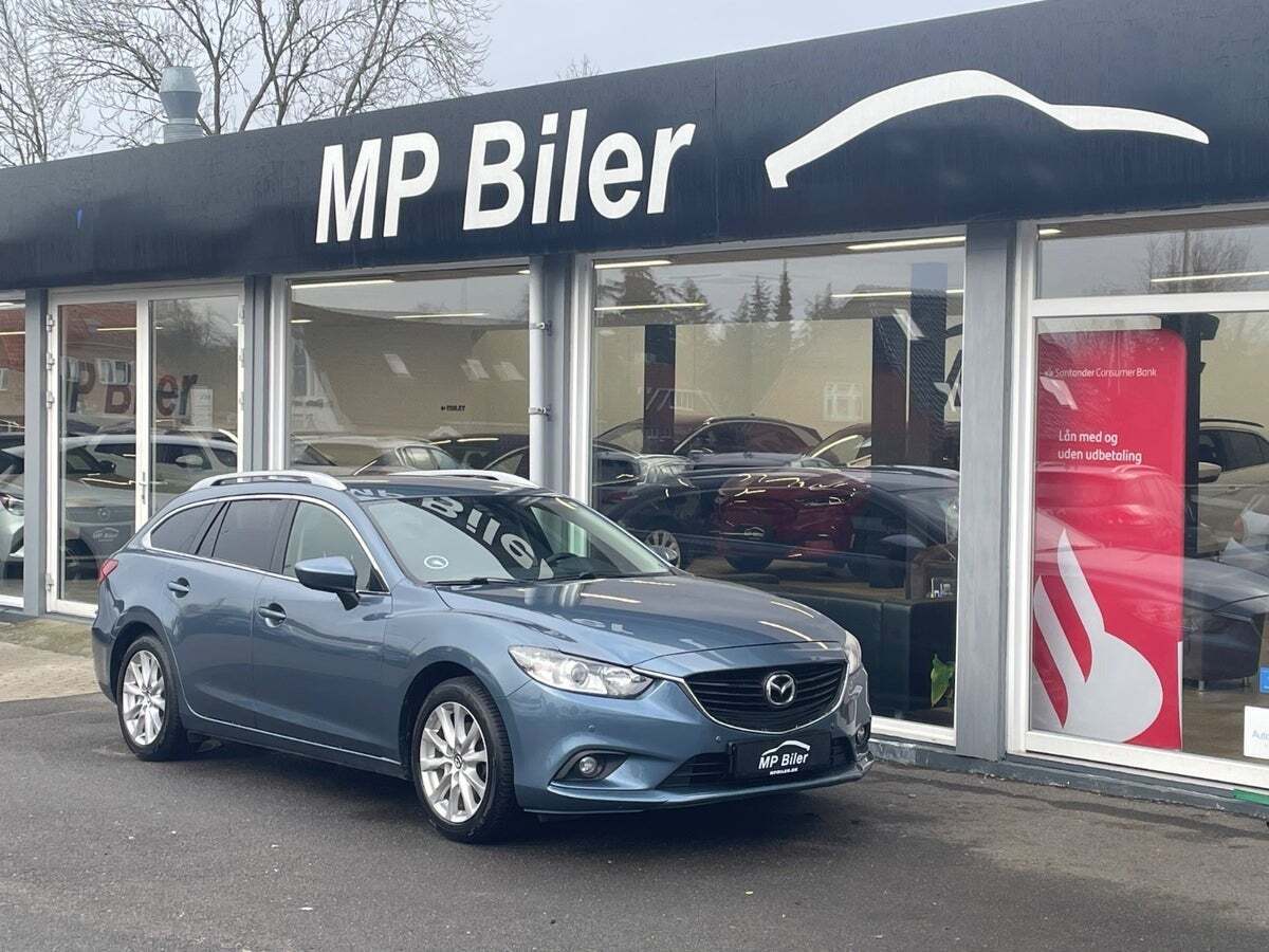 Blå Mazda 6 fra 2013