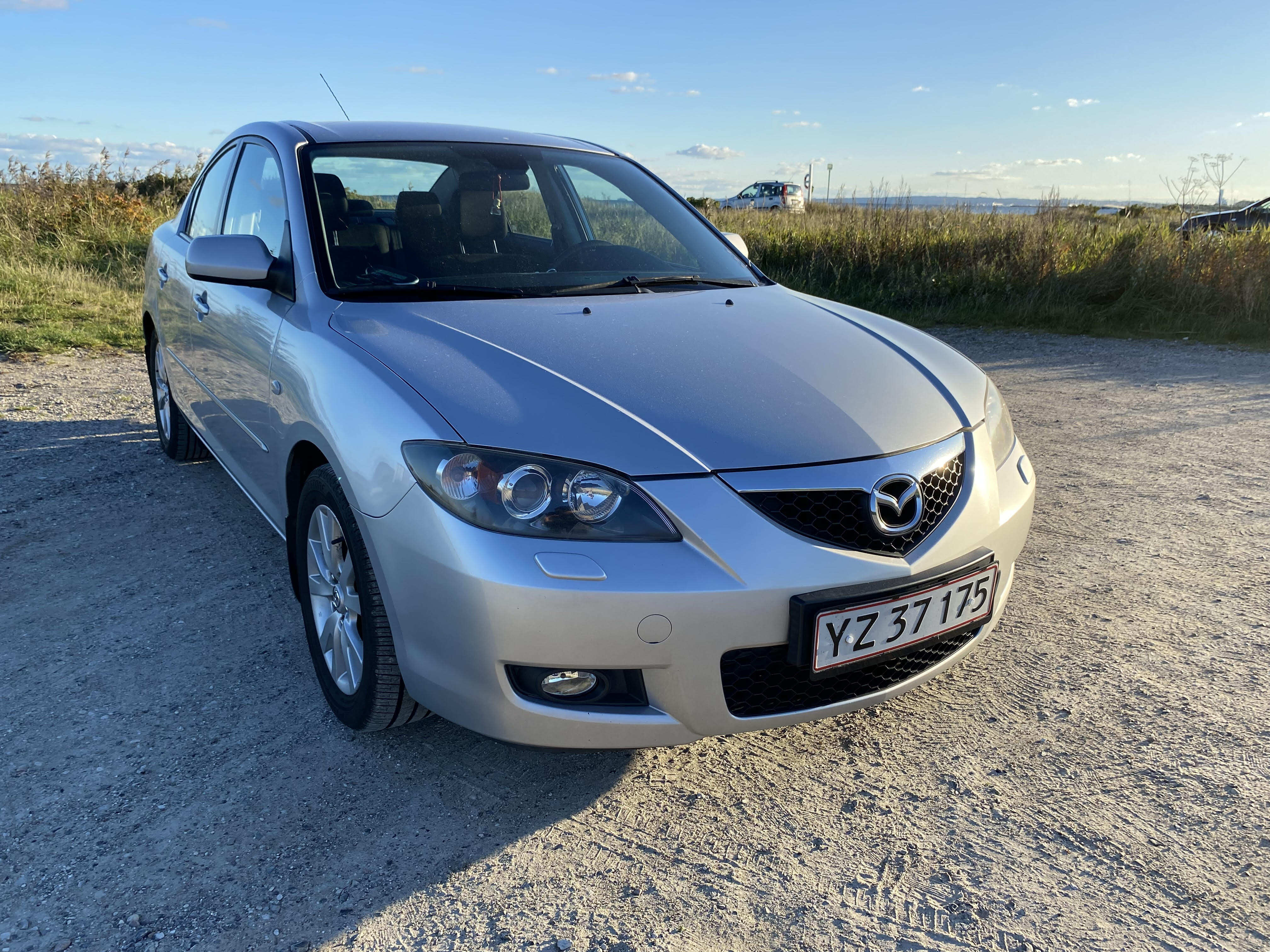 Mazda 3 2,0 SEDAN