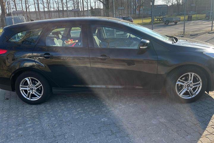 Sort Ford Focus fra 2014