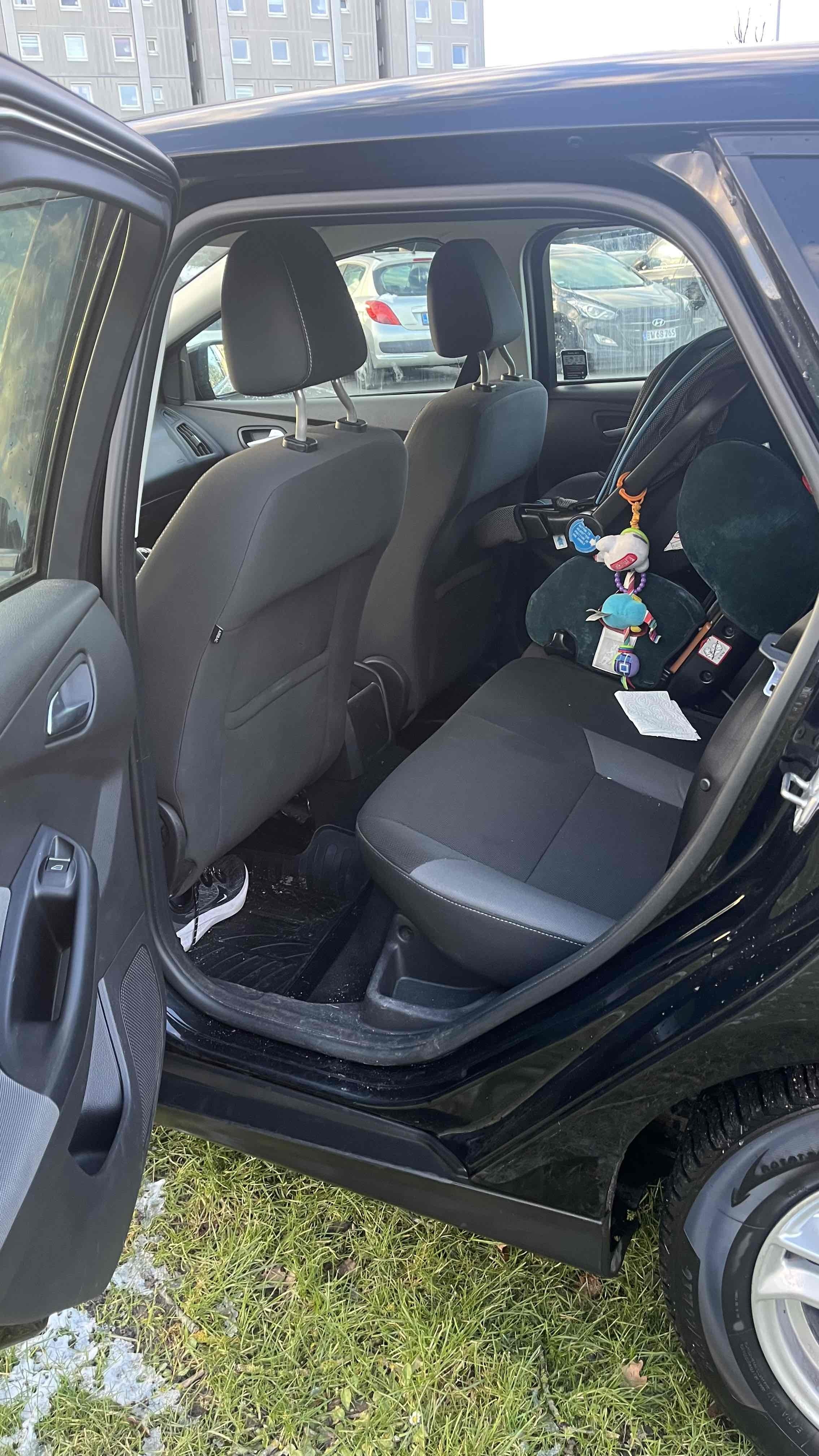 Sort Ford Focus fra 2014