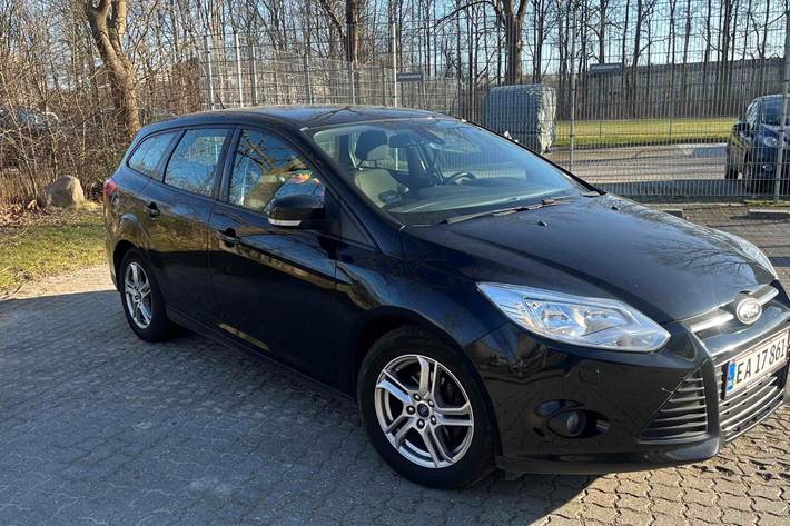 Sort Ford Focus fra 2014