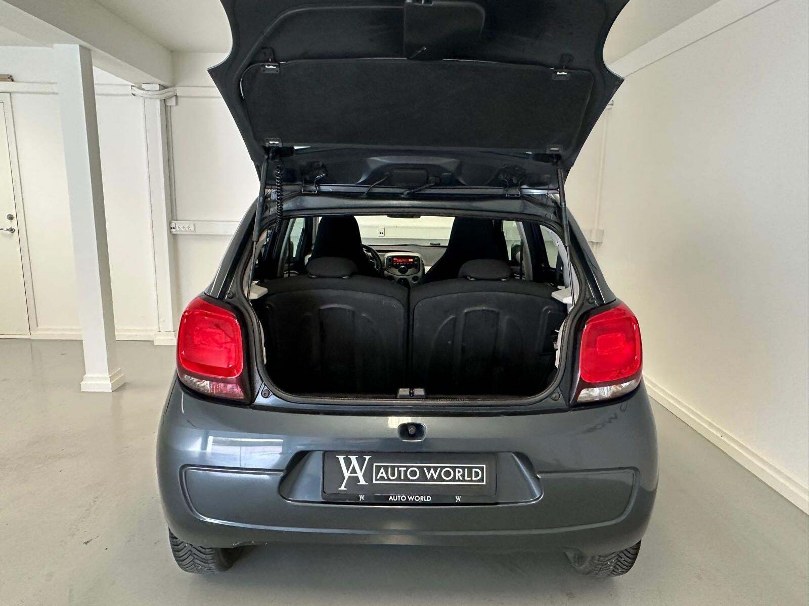 Grå Citroën C1 fra 2015