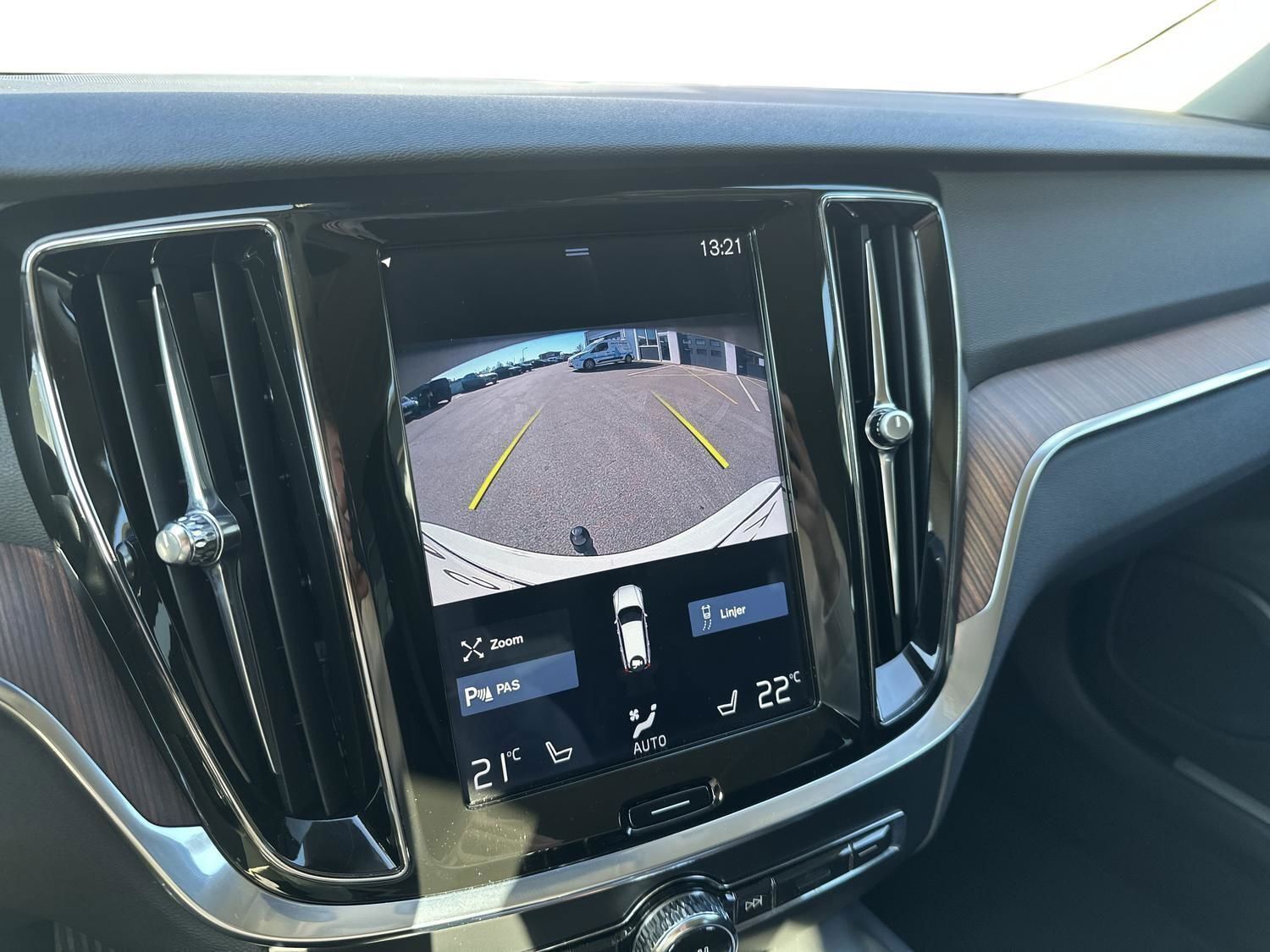 Hvid Volvo V60 fra 2019